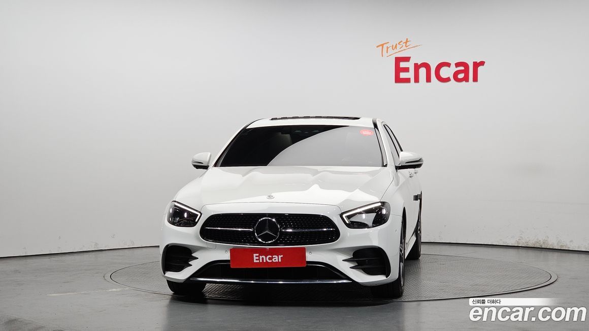 Mercedes-Benz E-Class 2023