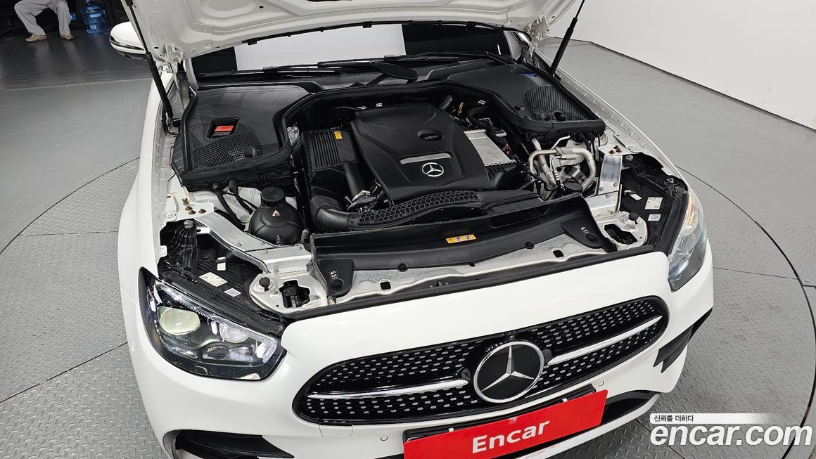 Mercedes-Benz E-Class 2023