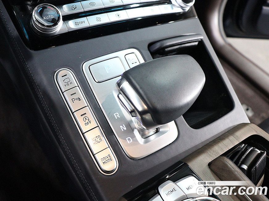 Genesis G90 2021