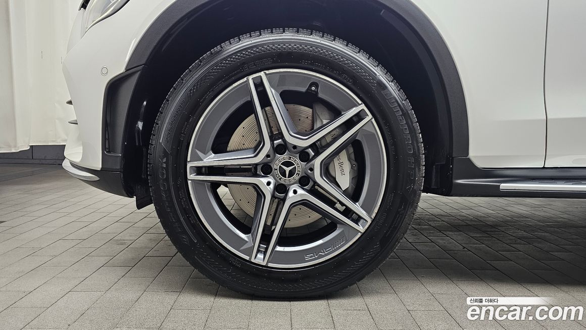 Mercedes-Benz GLC-Class 2022