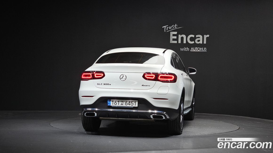 Mercedes-Benz GLC-Class 2022