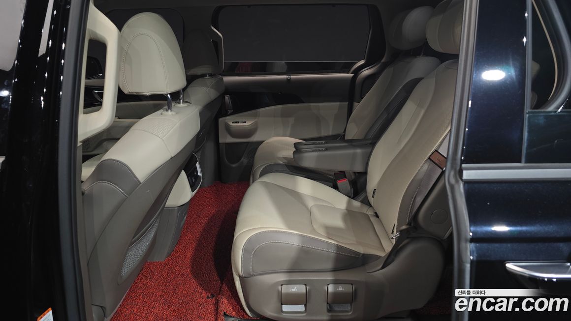 Kia Canival 2024