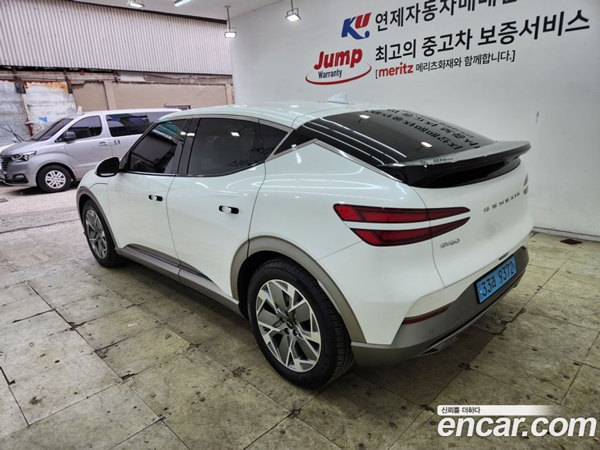 Genesis GV60 2023