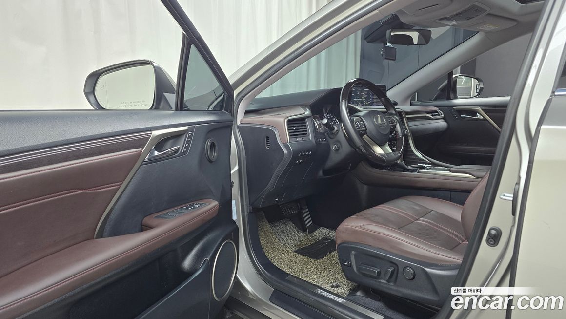 Lexus RX 2020