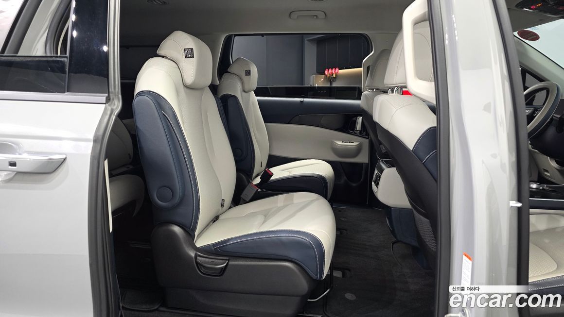 Kia Canival 2025