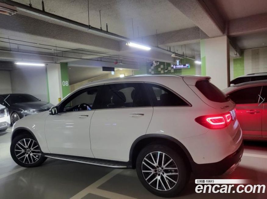 Mercedes-Benz GLC-Class 2022