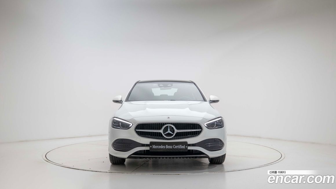 Mercedes-Benz C-Class 2025