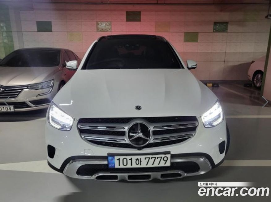 Mercedes-Benz GLC-Class 2022