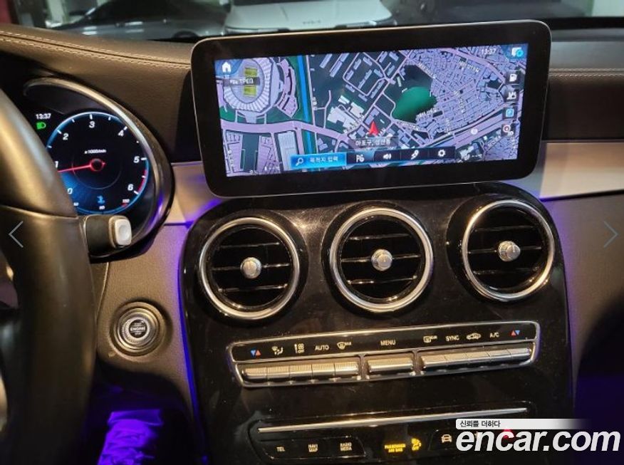 Mercedes-Benz GLC-Class 2022