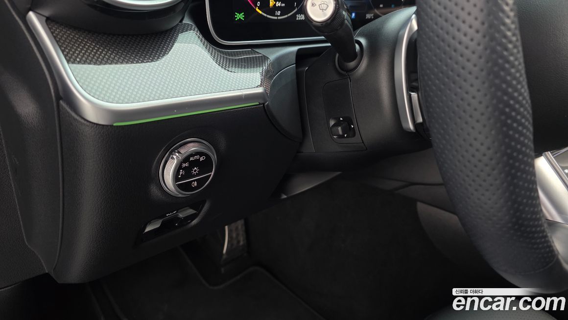 Mercedes-Benz C-Class 2023