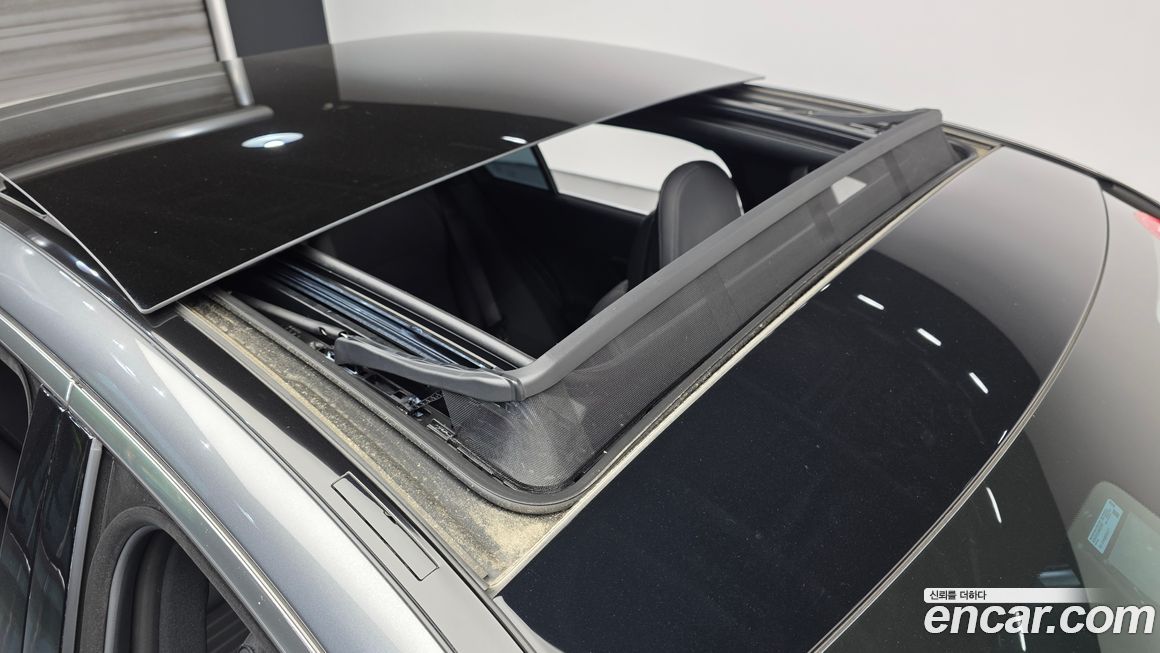 Mercedes-Benz C-Class 2023