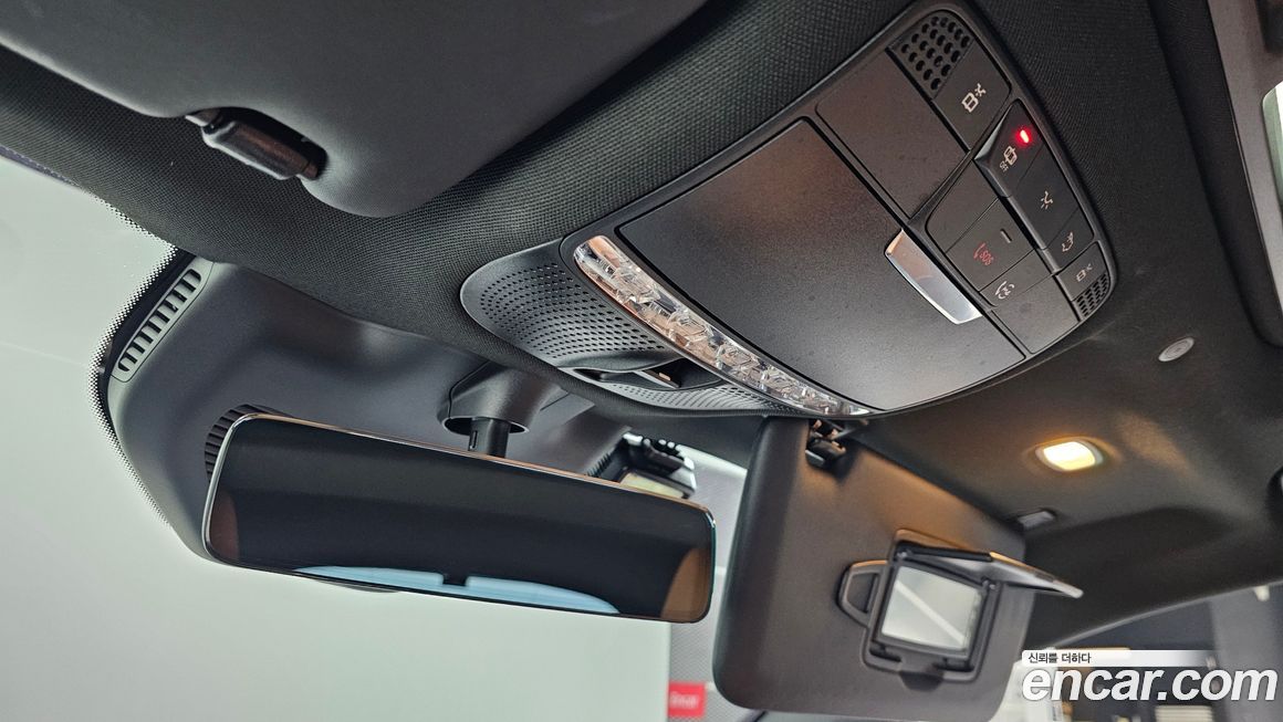 Mercedes-Benz GLC-Class 2021