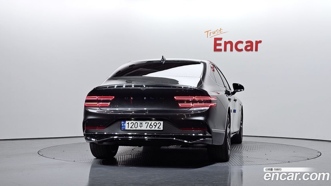 Genesis G80 2025