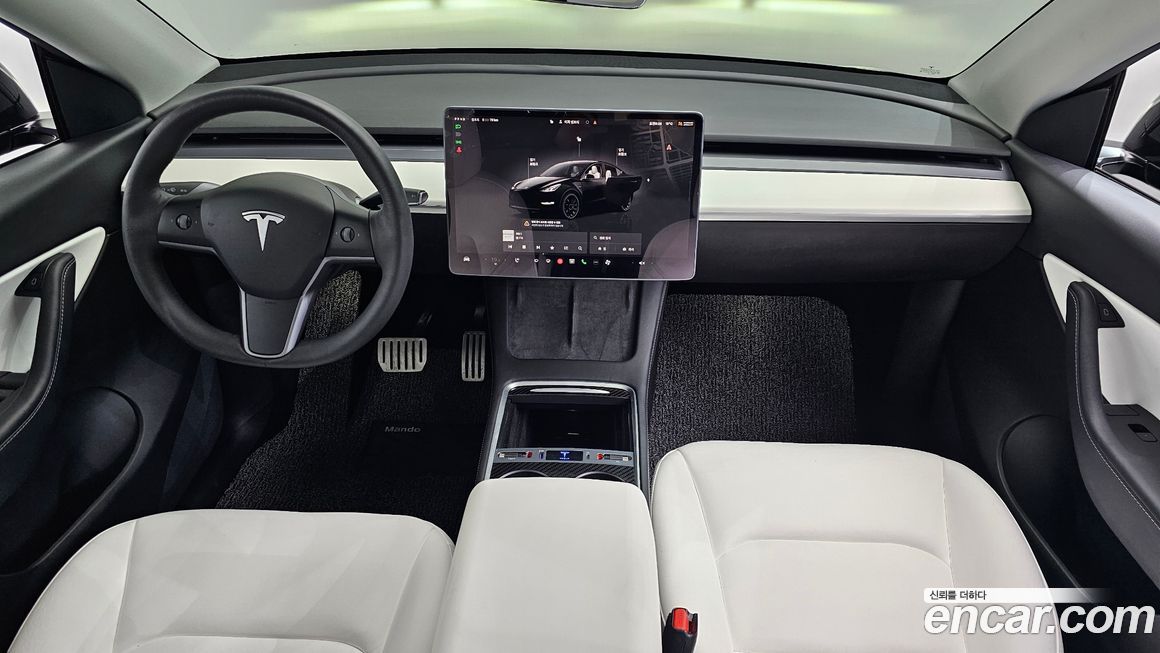 Tesla Model Y 2022