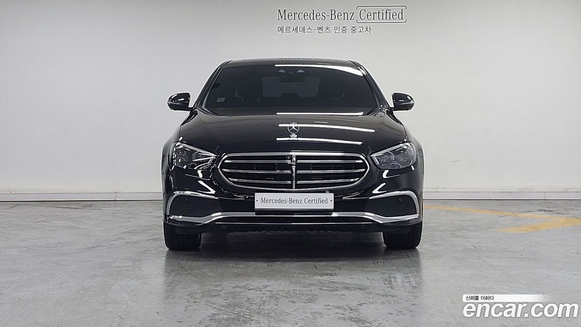 Mercedes-Benz E-Class 2023