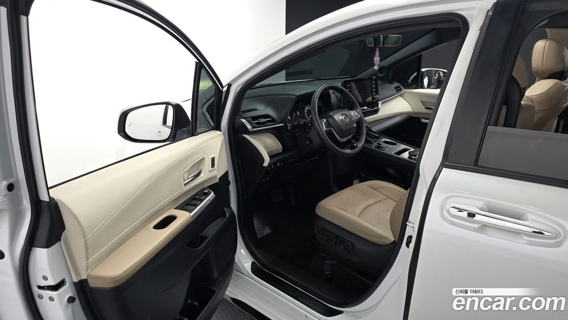 Toyota Sienna 2023