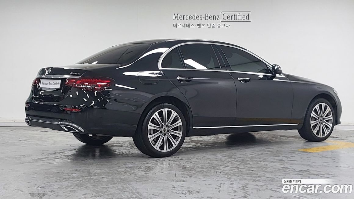 Mercedes-Benz E-Class 2023