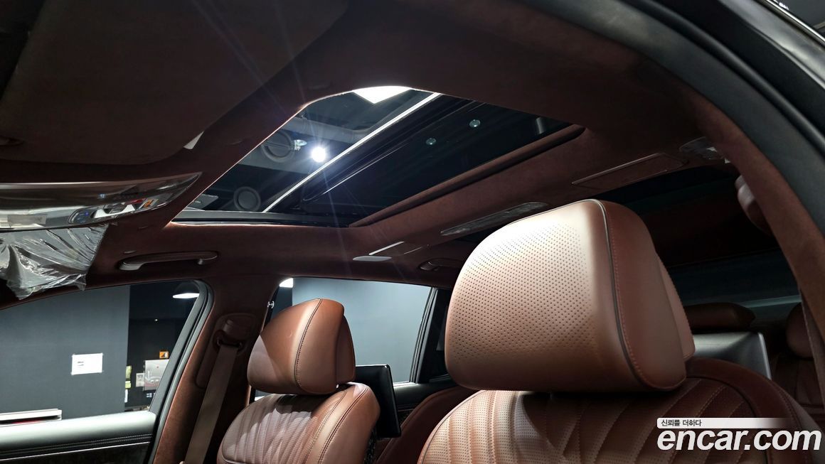 Genesis G90 2023