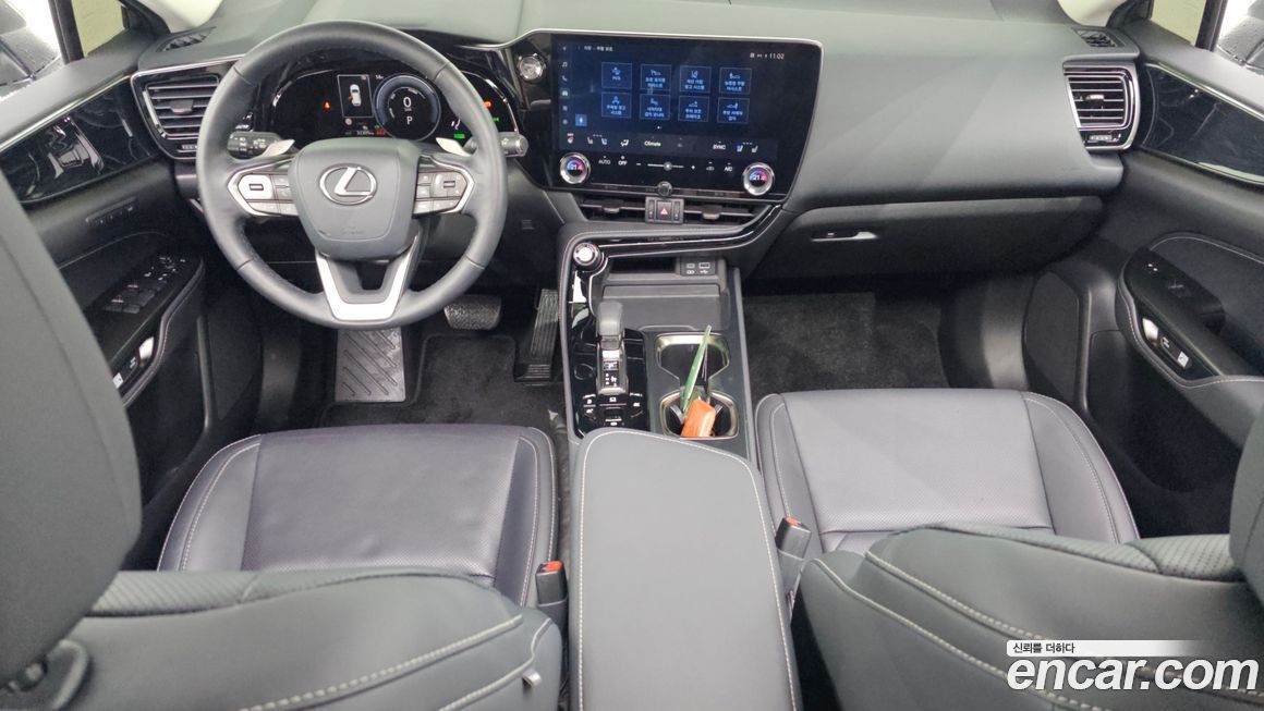 Lexus NX 2024
