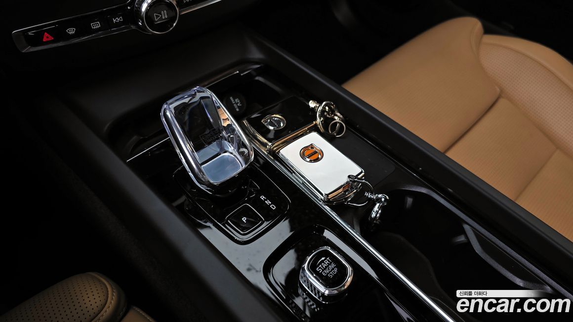 Volvo XC60 2024