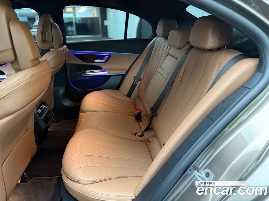 Mercedes-Benz E-Class 2025