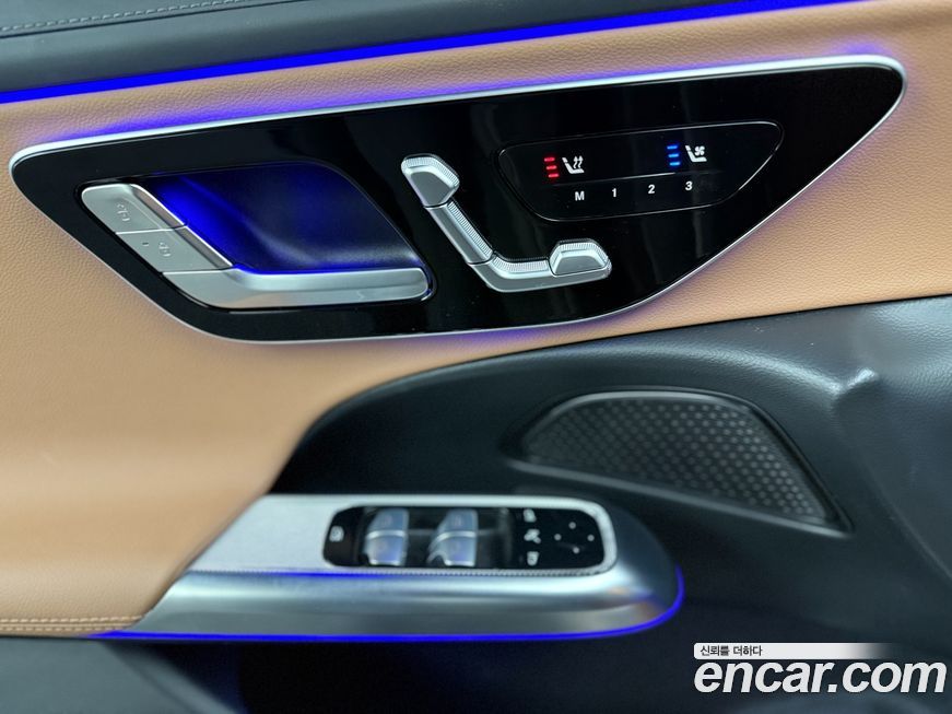 Mercedes-Benz E-Class 2025