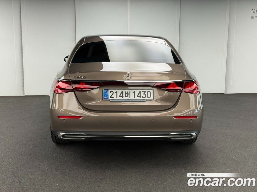 Mercedes-Benz E-Class 2025