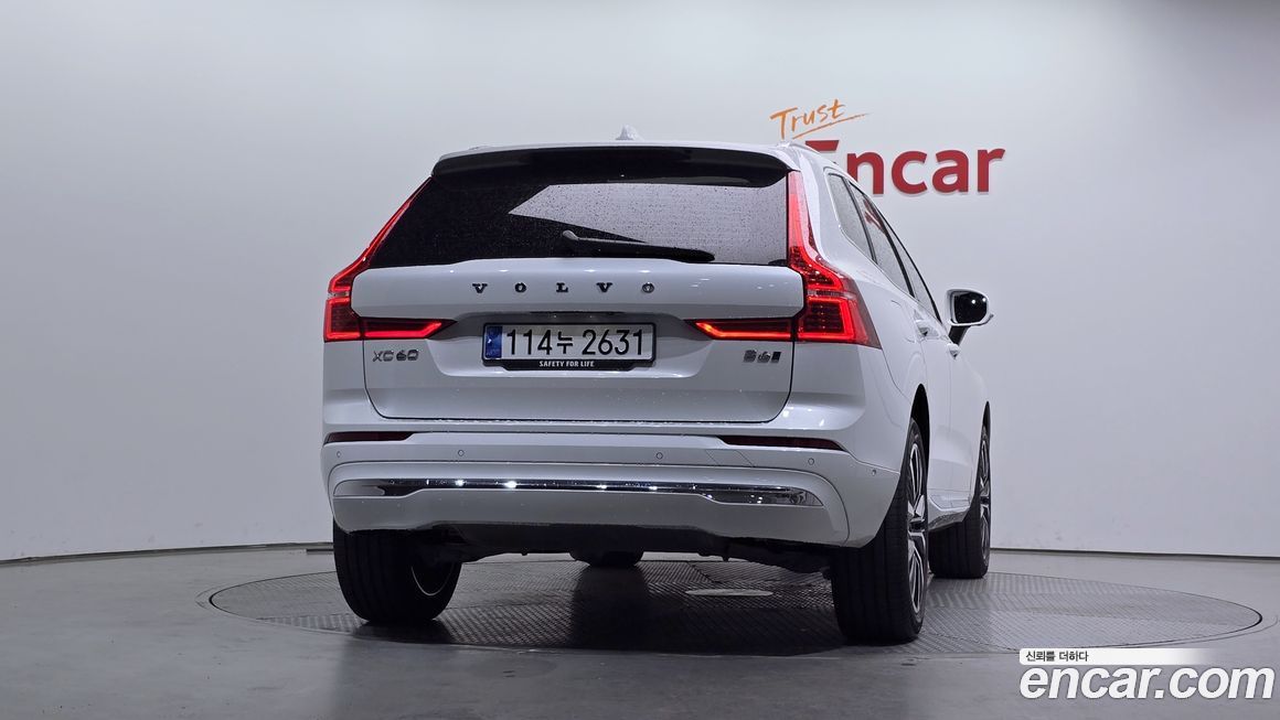 Volvo XC60 2024