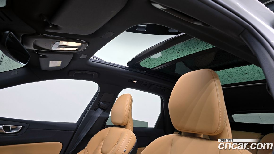Volvo XC60 2024