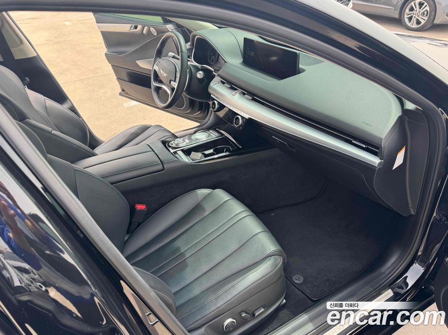 Genesis G80 2022