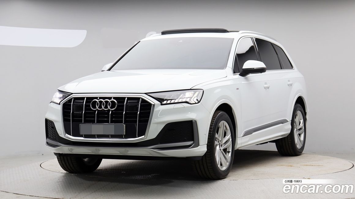 Audi Q7 2021