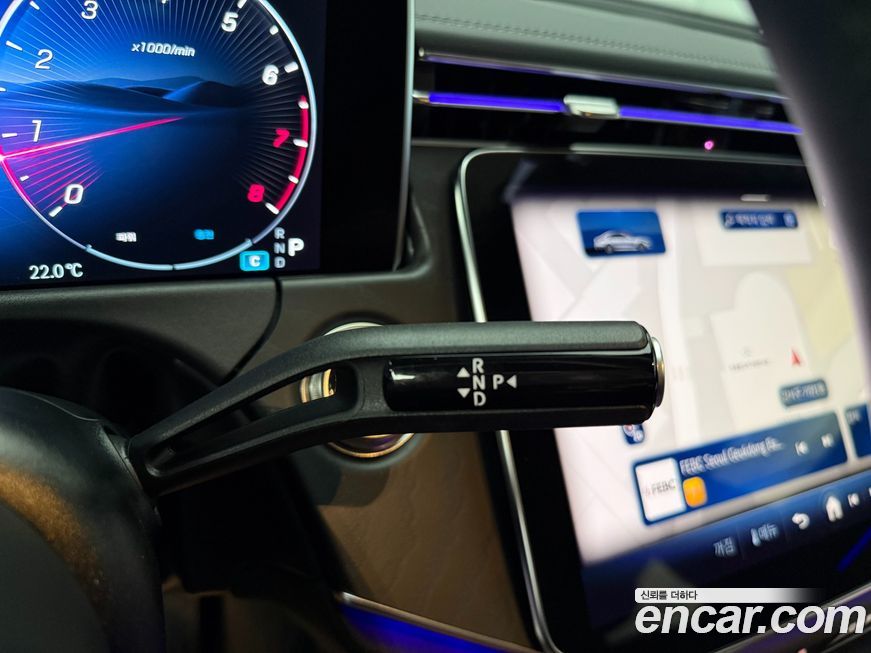 Mercedes-Benz E-Class 2025