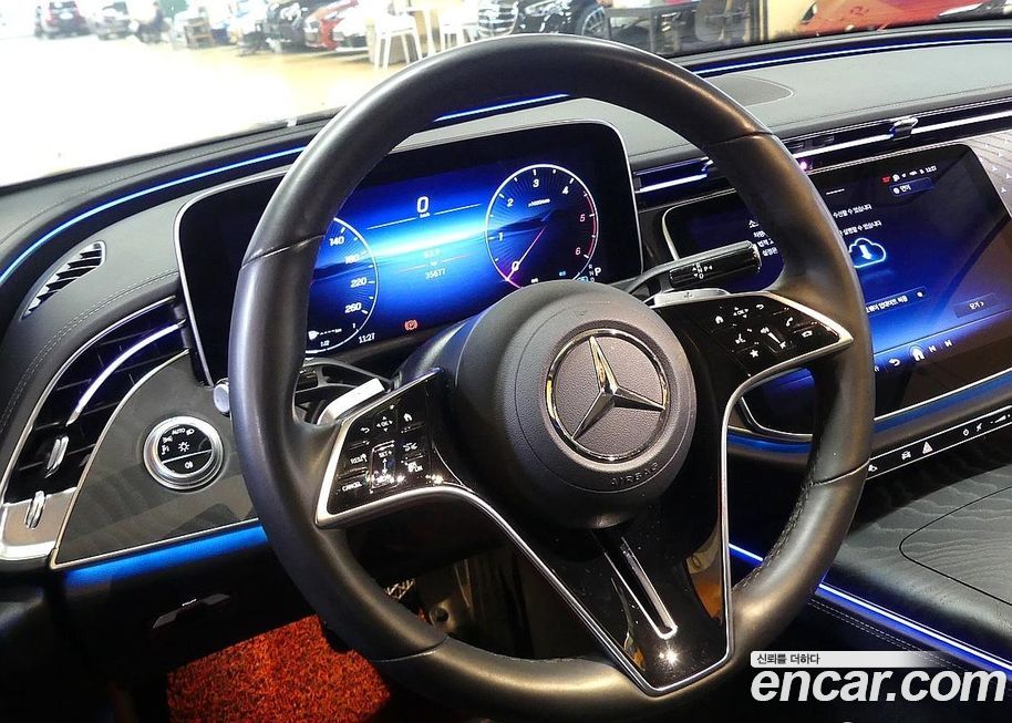 Mercedes-Benz E-Class 2024