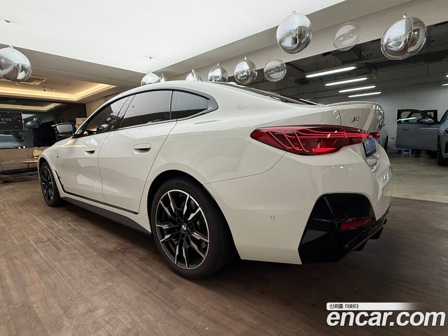 BMW i4 2025