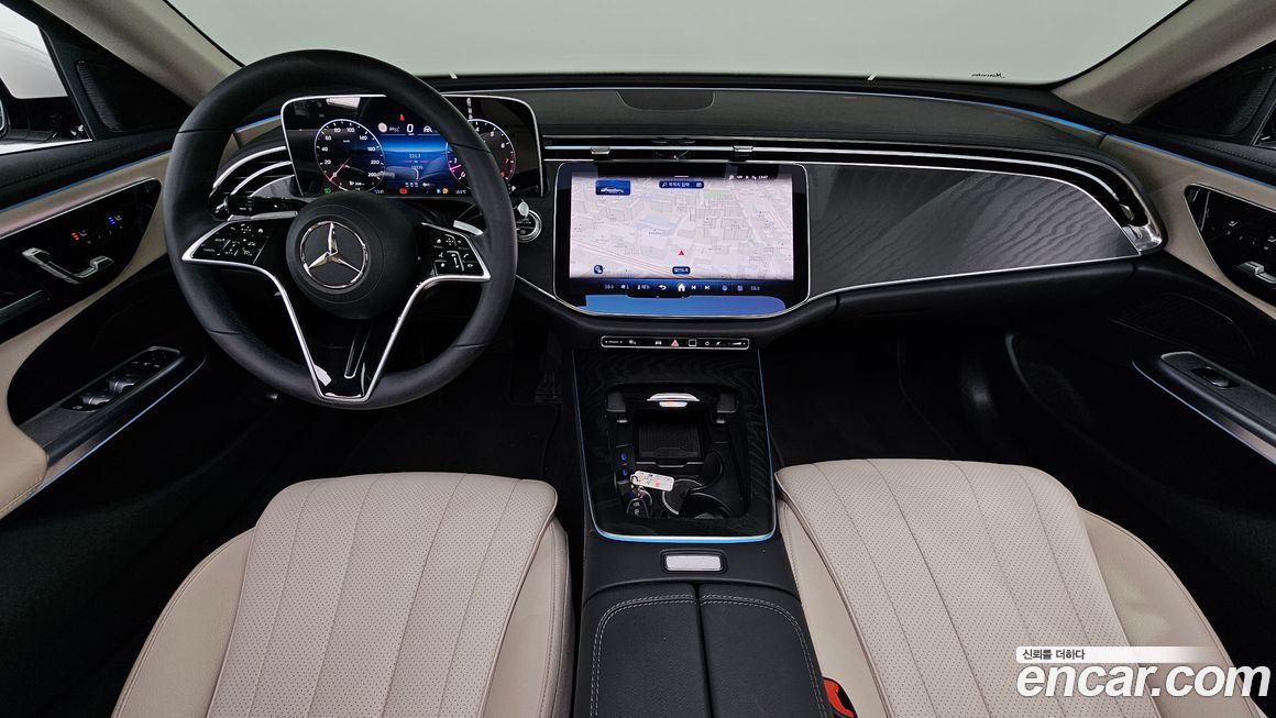 Mercedes-Benz E-Class 2025