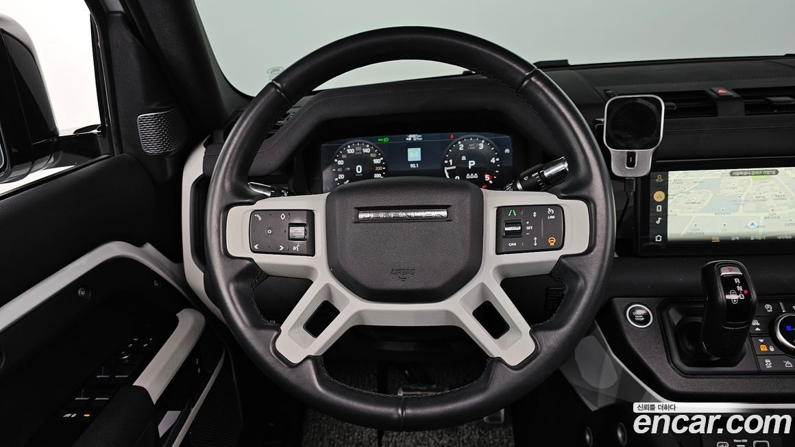 Land Rover Defender 2020