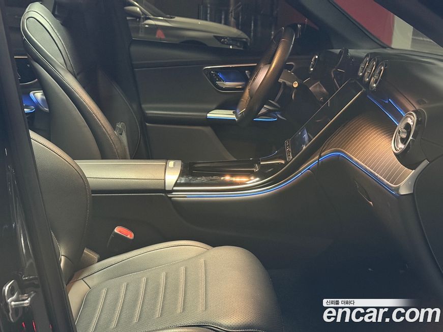 Mercedes-Benz GLC-Class 2023