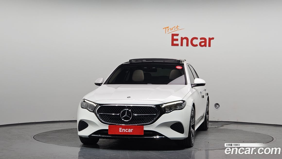 Mercedes-Benz E-Class 2025