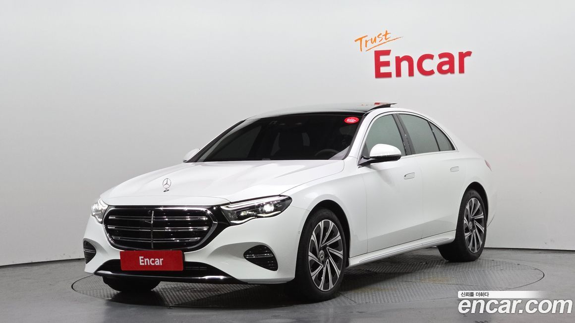 Mercedes-Benz E-Class 2024