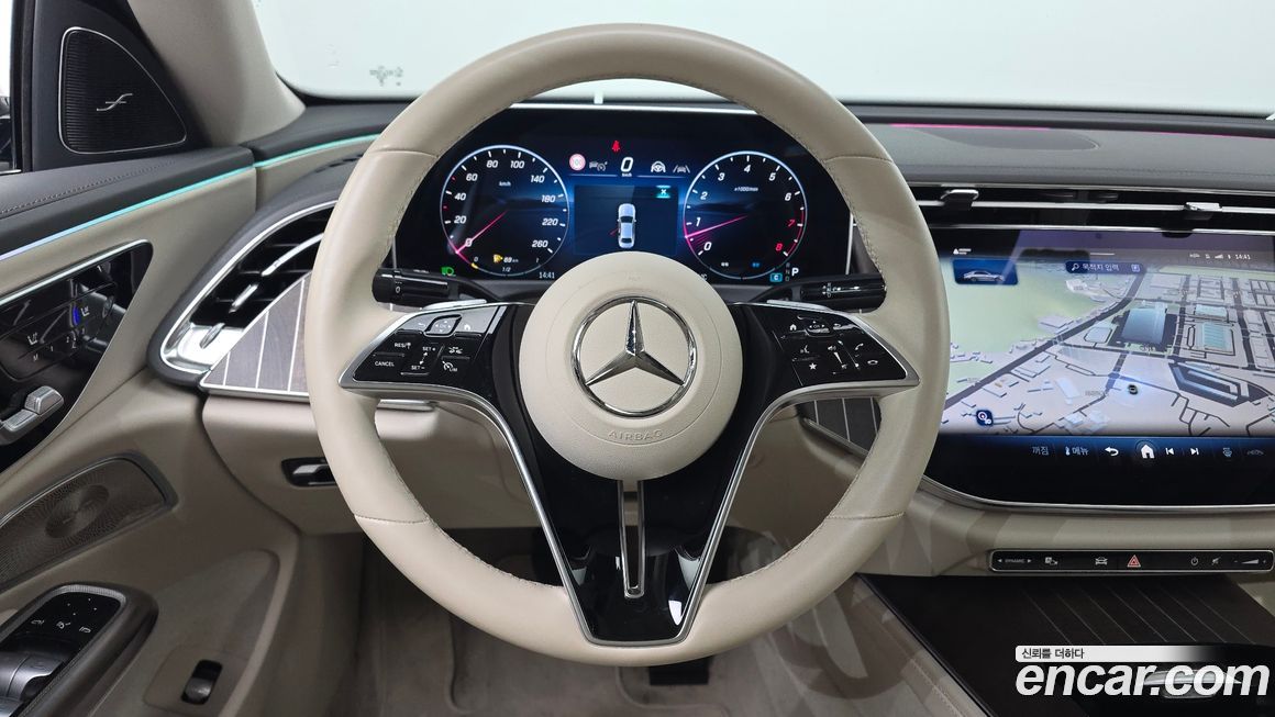Mercedes-Benz E-Class 2024
