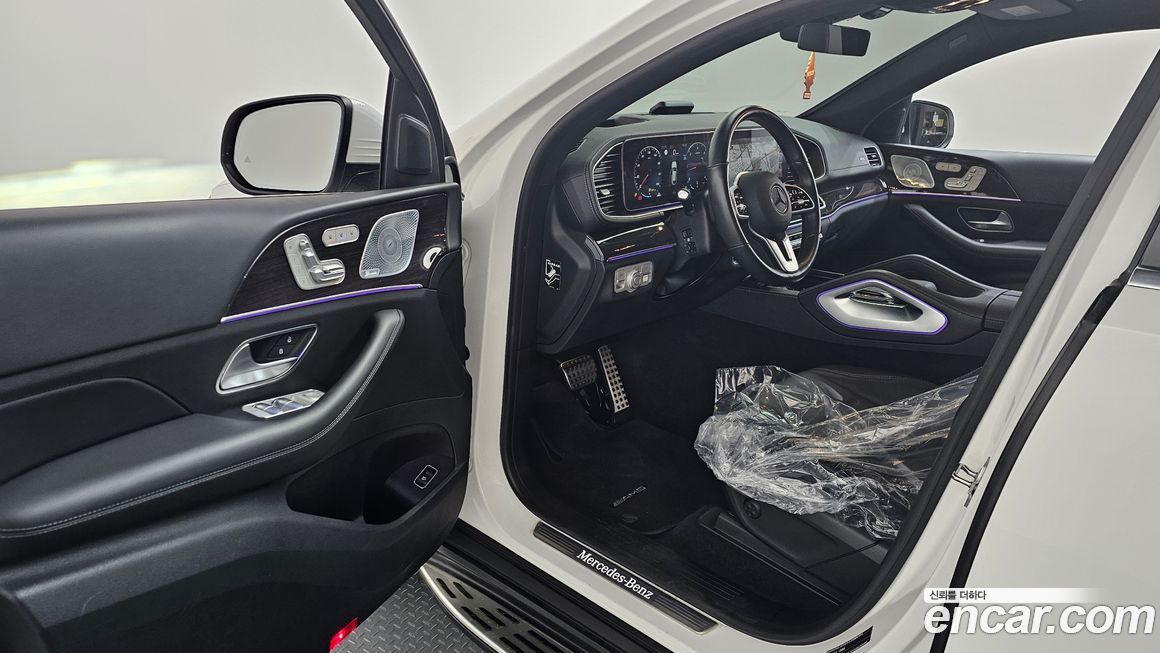 Mercedes-Benz GLE-Class 2021