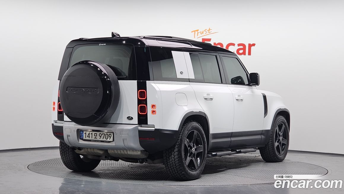 Land Rover Defender 2020