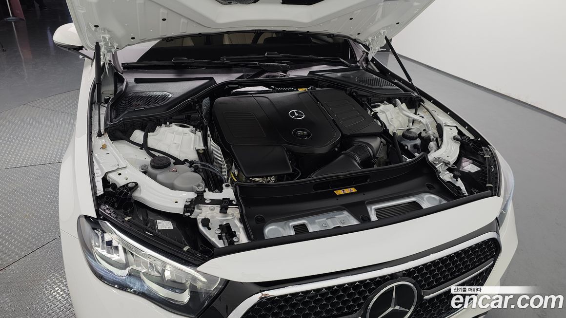 Mercedes-Benz E-Class 2025