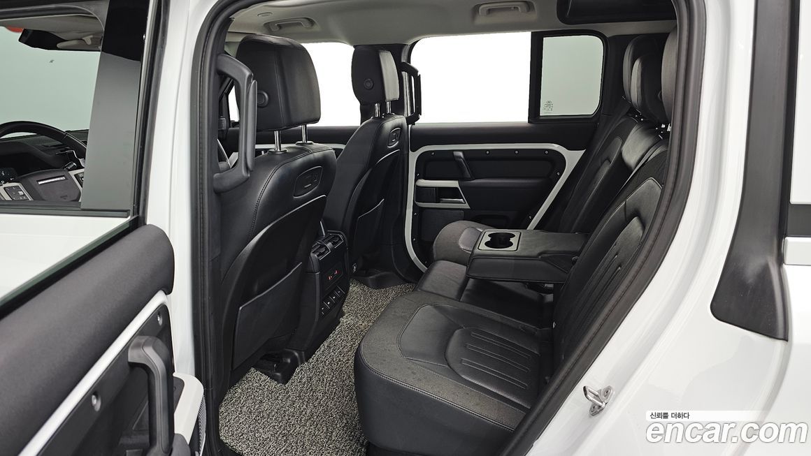 Land Rover Defender 2020