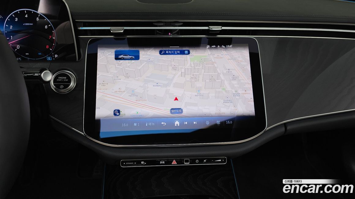 Mercedes-Benz E-Class 2025