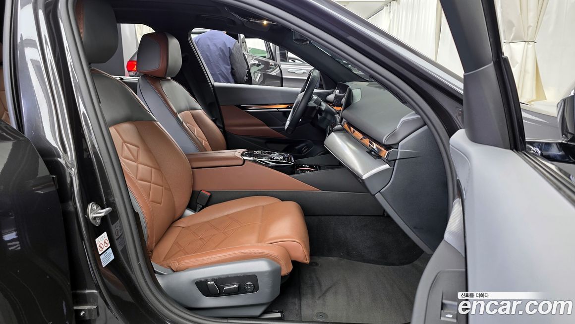 BMW i5 2024