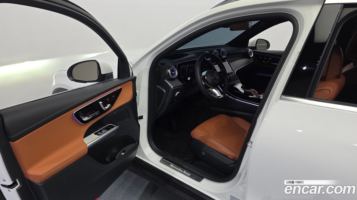 Mercedes-Benz GLC-Class 2026