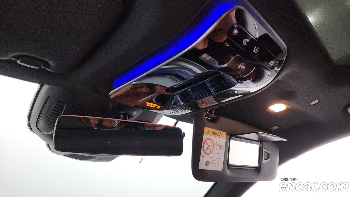 Mercedes-Benz GLC-Class 2025