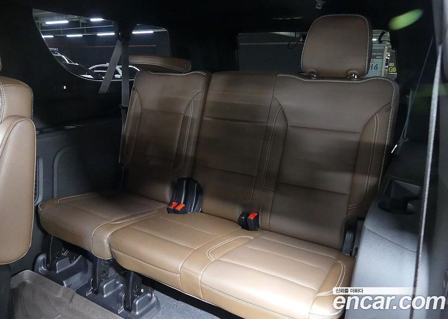 Chevrolet Surburban 2021