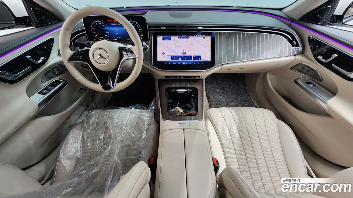 Mercedes-Benz E-Class 2025